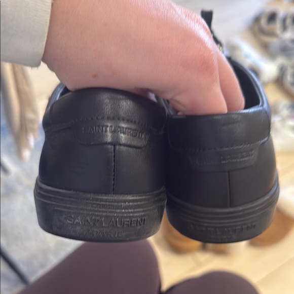 Saint Laurent Black Suede Sneakers Low-Top Design - Picture 5 of 7